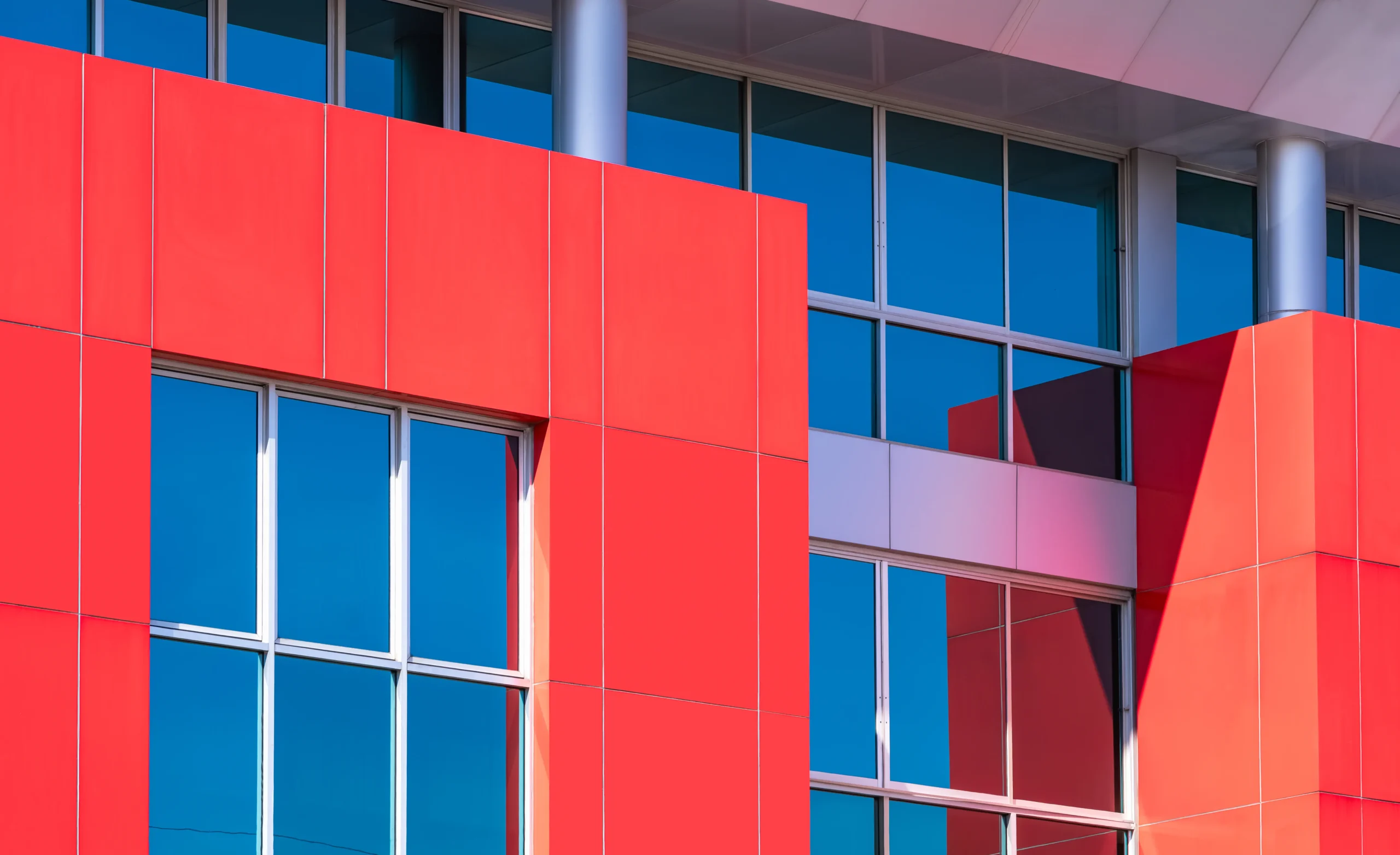 Exterior wall cladding in aluminium composite panel